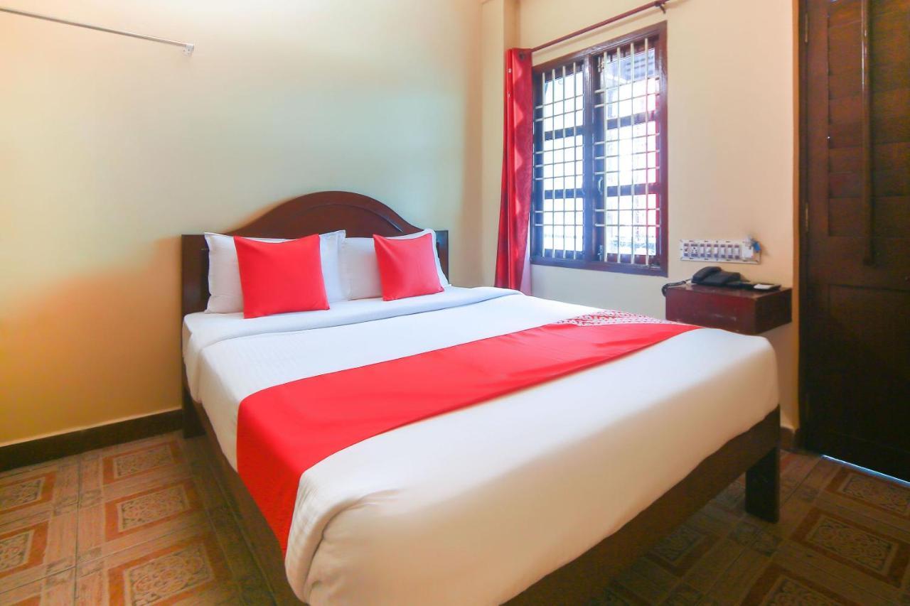 Oyo 23098 Ushama Heritage Guest House Pondicherry Eksteriør bilde