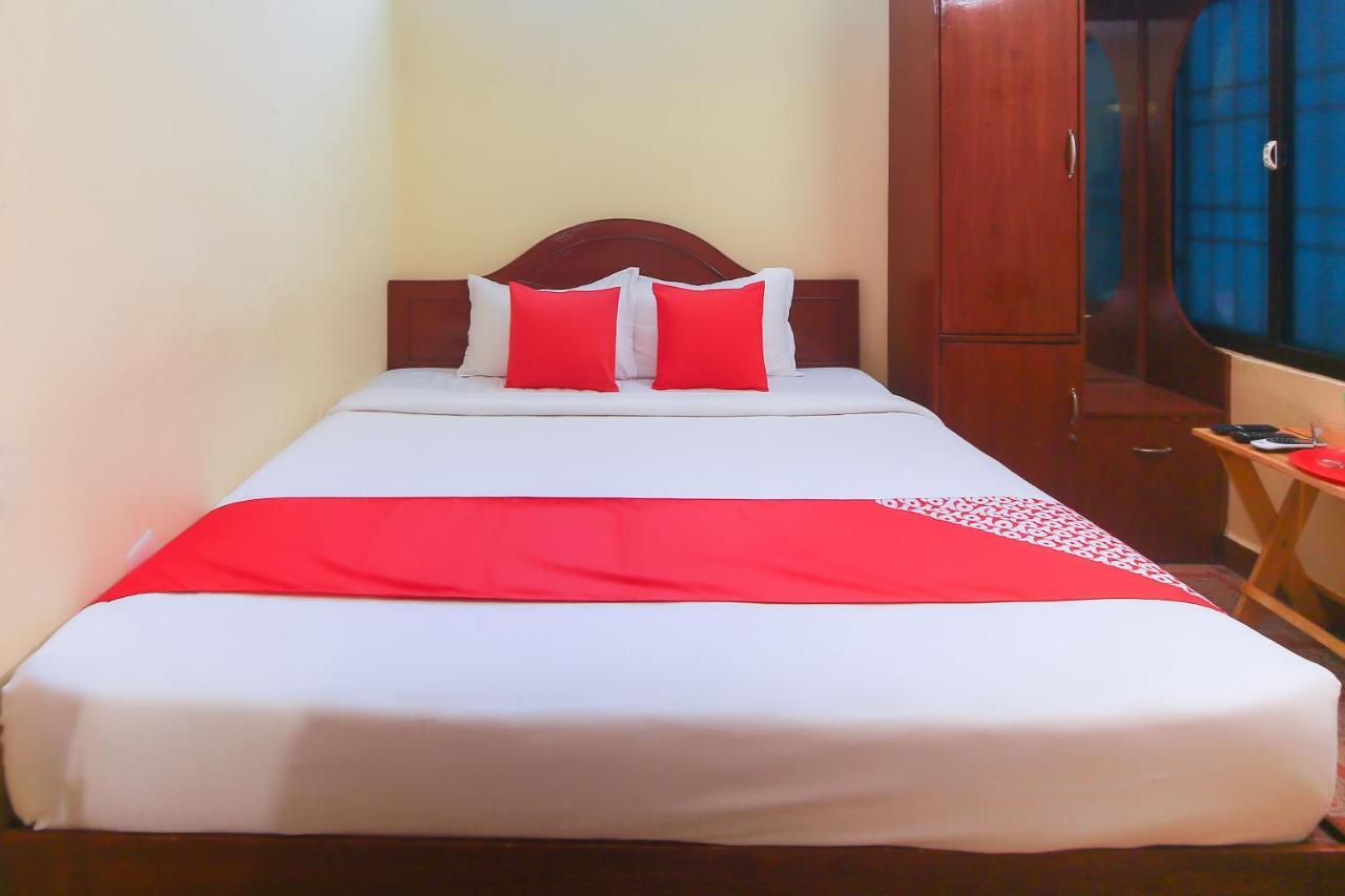Oyo 23098 Ushama Heritage Guest House Pondicherry Eksteriør bilde