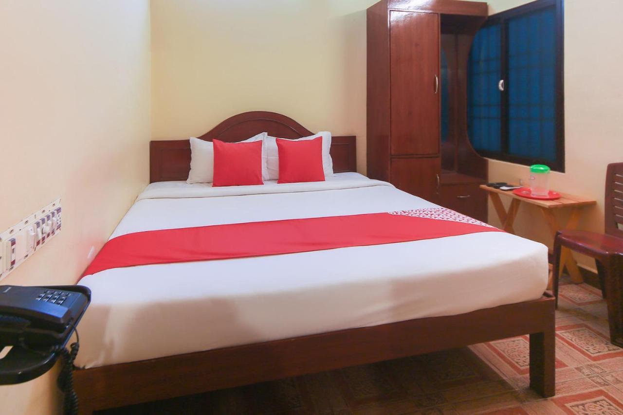 Oyo 23098 Ushama Heritage Guest House Pondicherry Eksteriør bilde